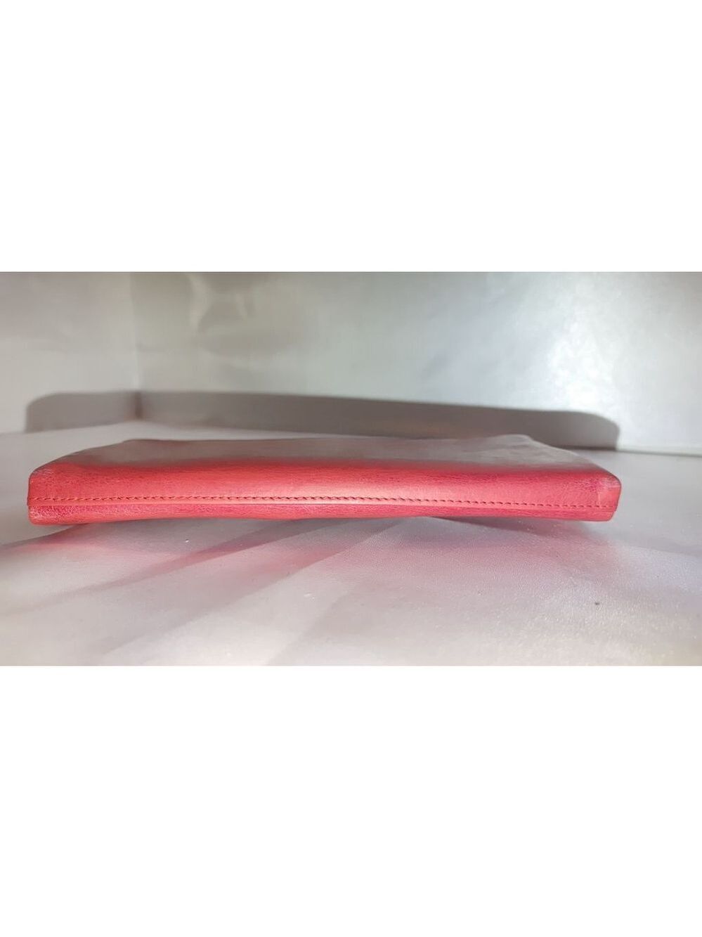 HOBO International Red Leather Wallet Clutch - Picture 4 of 10